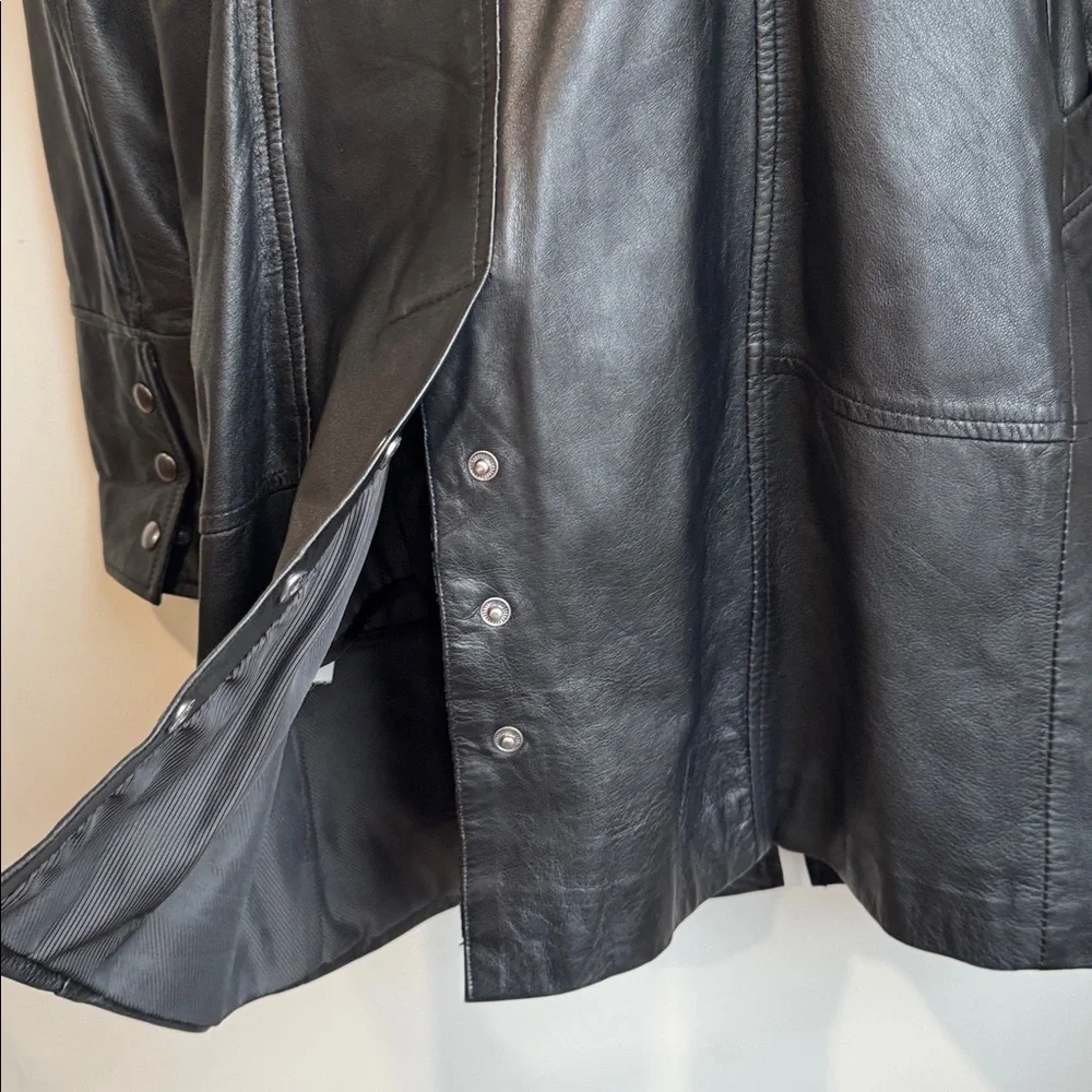 Danier Black Leather Long Jacket - Picture 16 of 16
